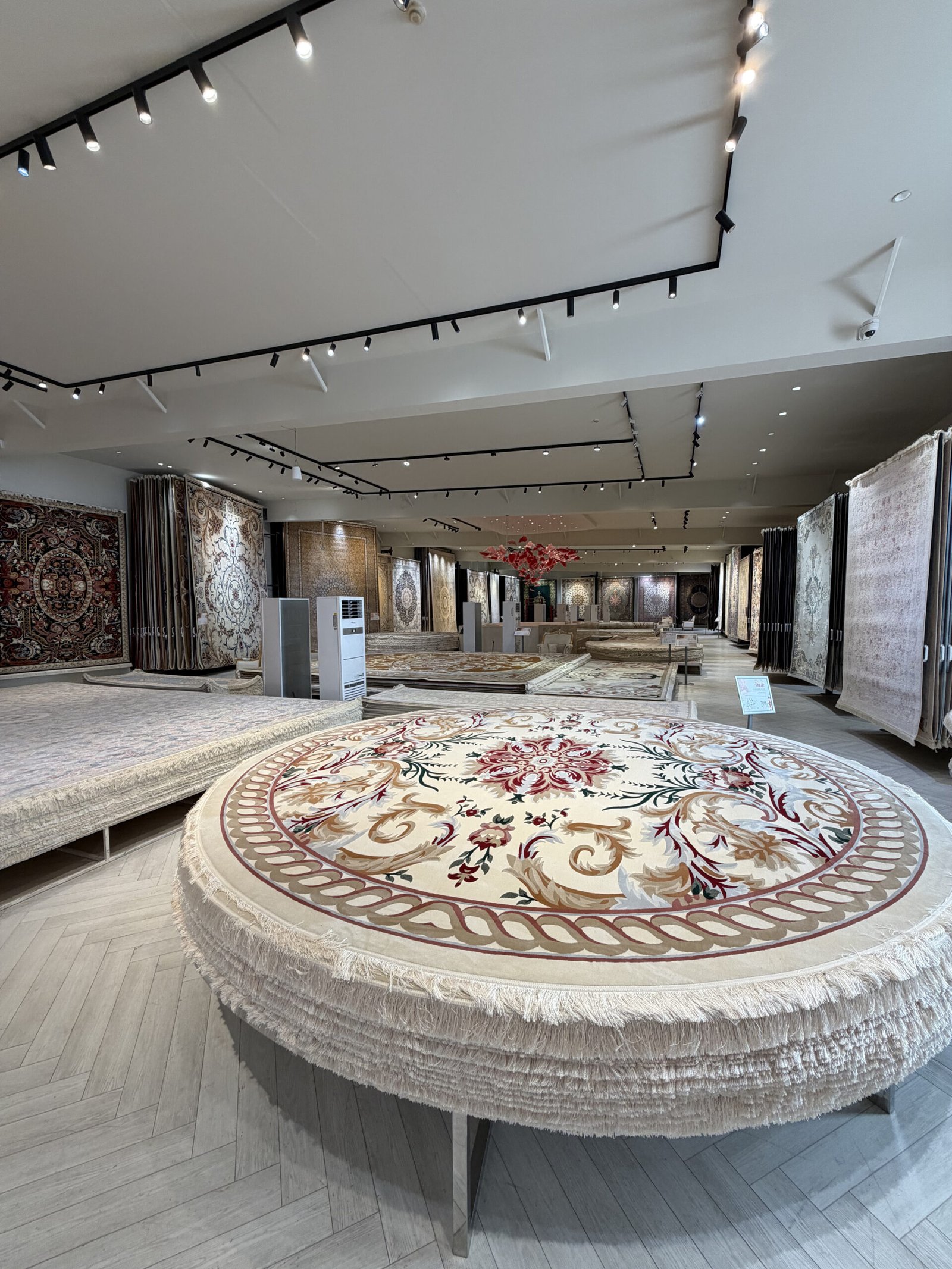 Carpets and rugs at CHESHNO, Jebel Ali, Dubai